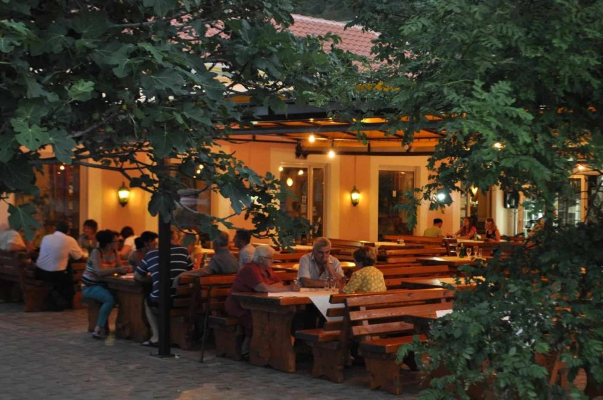 Guesthouse Bakarac Exterior photo
